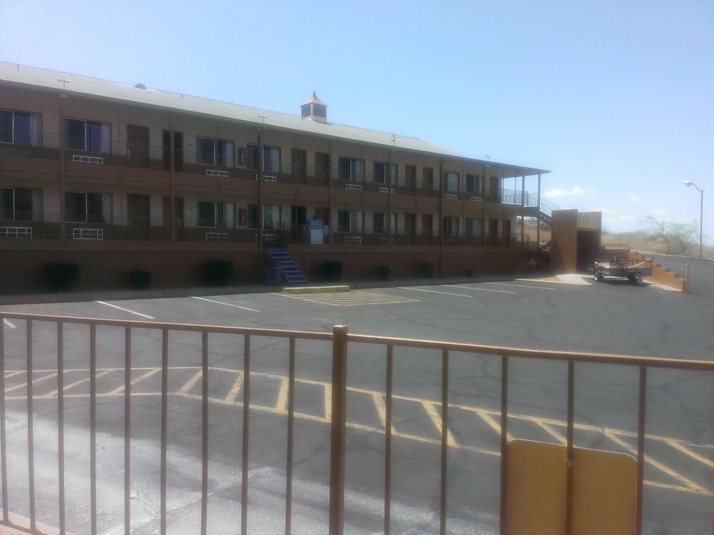 Rodeway Inn Kingman Route 66 מראה חיצוני תמונה